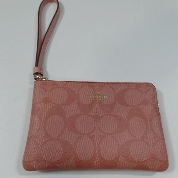 Coach Powder Pink Corner Zip Wristlet CAQ75 - Picture 1 of 7